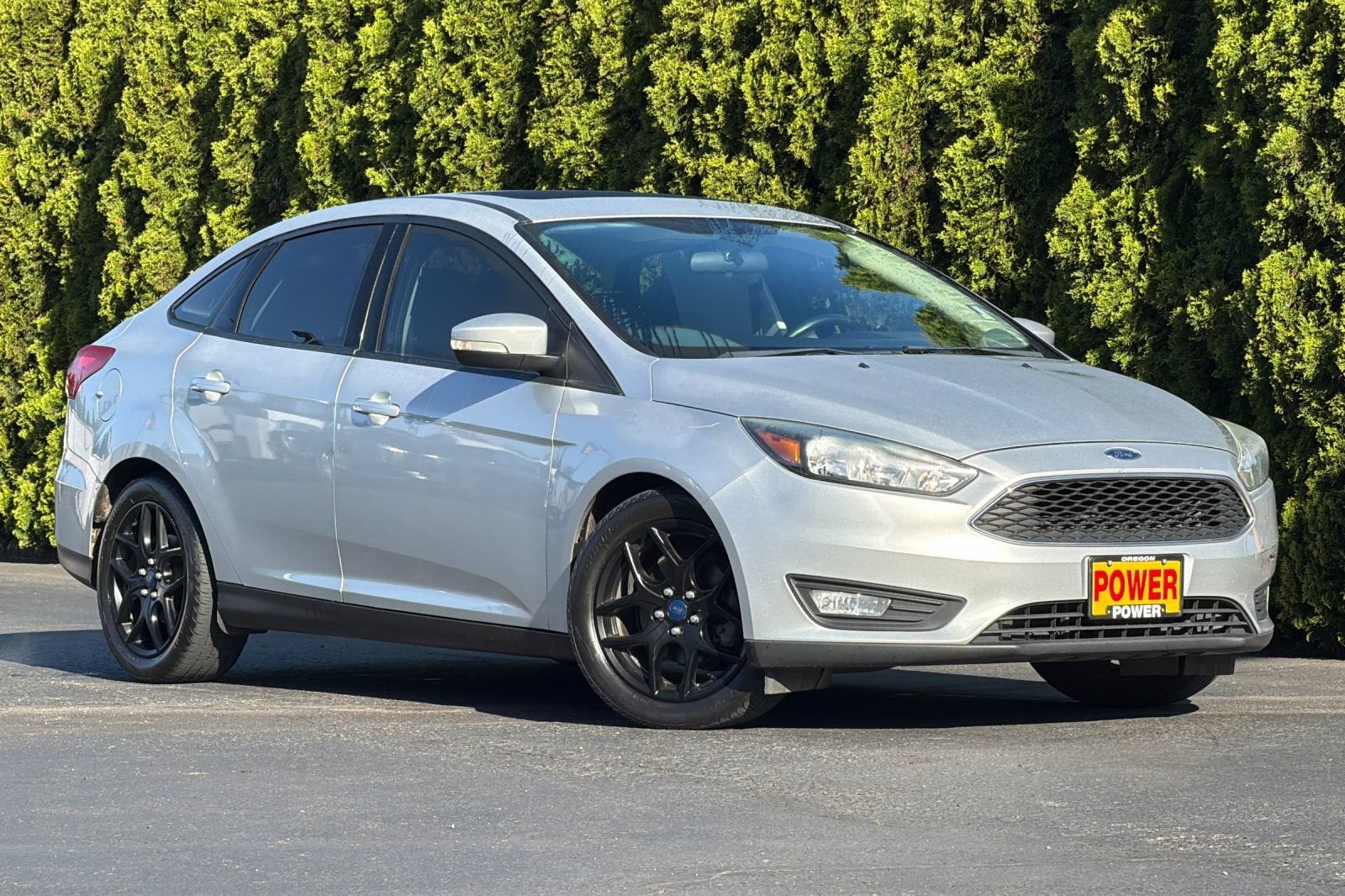 2016 Ford Focus — side profile view
