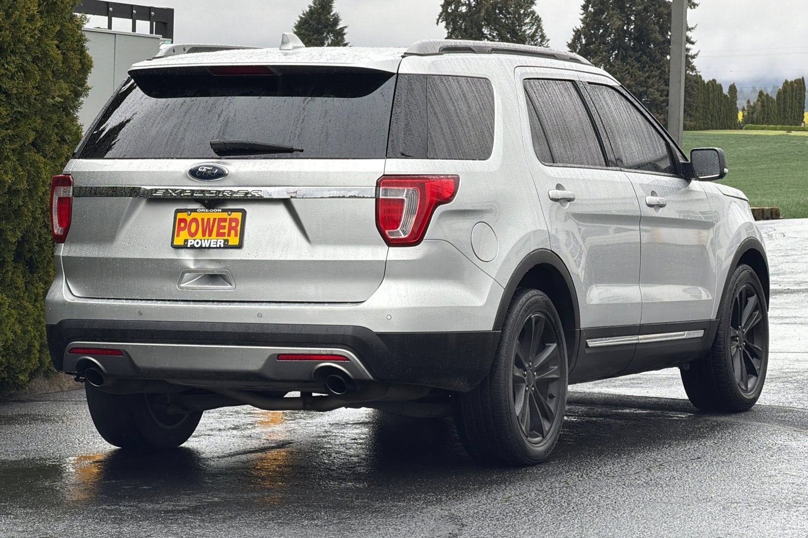 2017 Ford Explorer — interior view