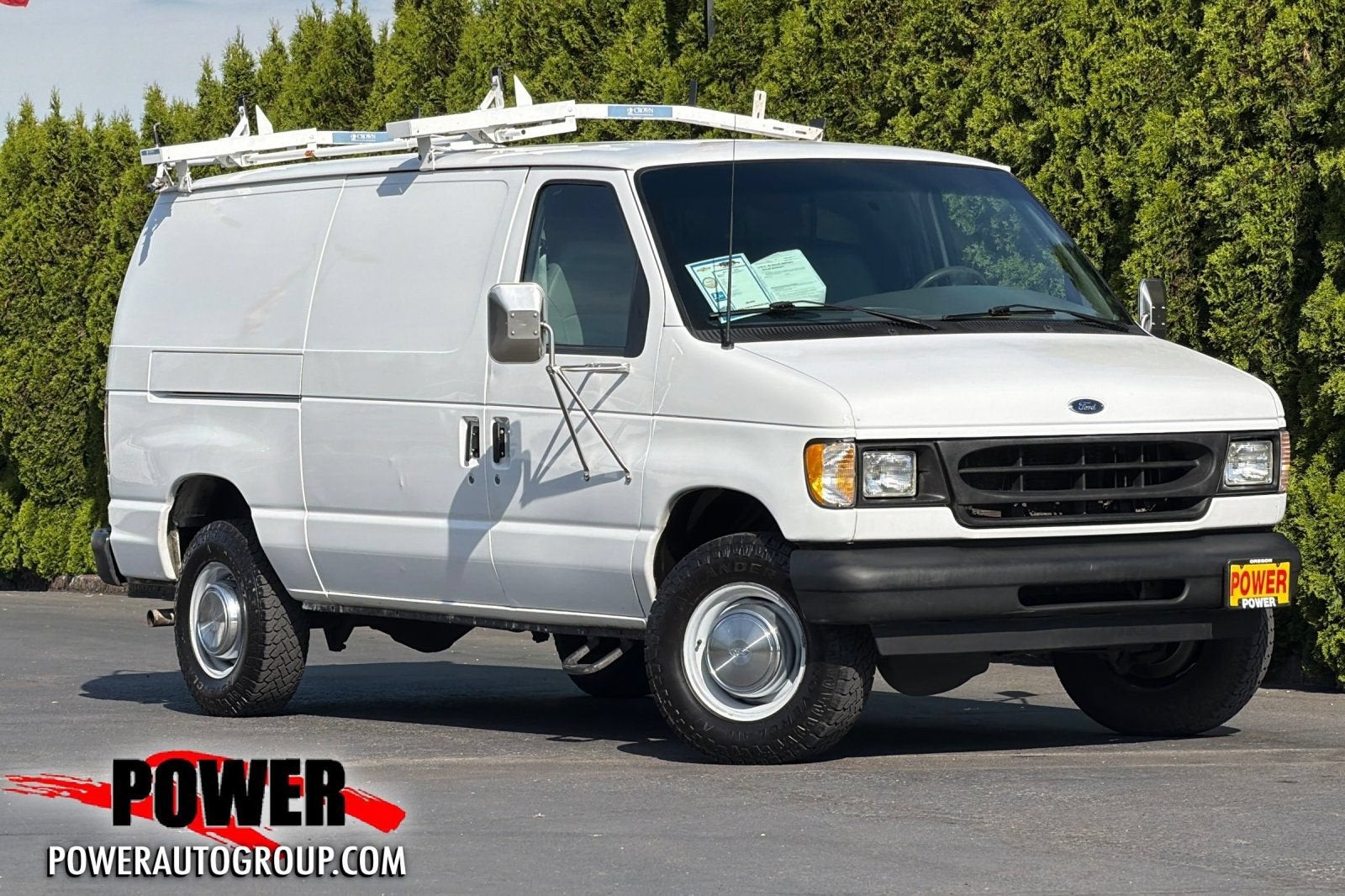 2002 Ford Econoline Cargo Van VAN E-350 S-DUTY in White — front three-quarter view