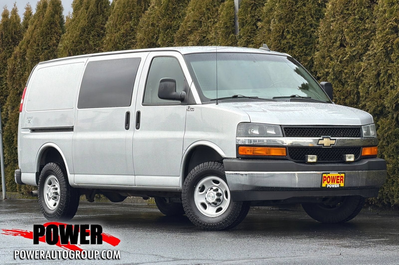 2017 Chevrolet Express Cargo 2500 2500 RWD 135" in Silver Ice Metallic — front three-quarter view