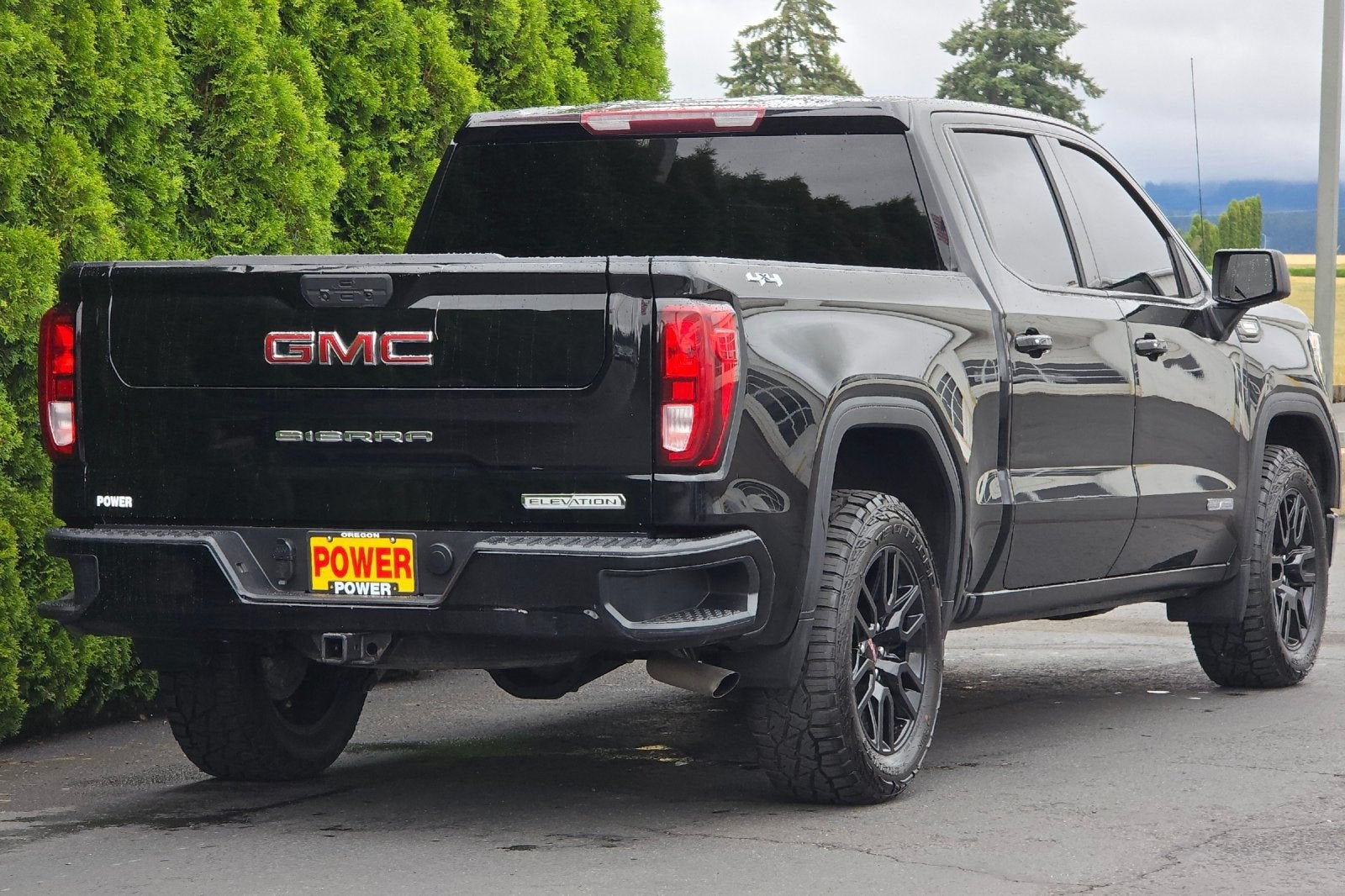 2021 GMC Sierra 1500 — interior view