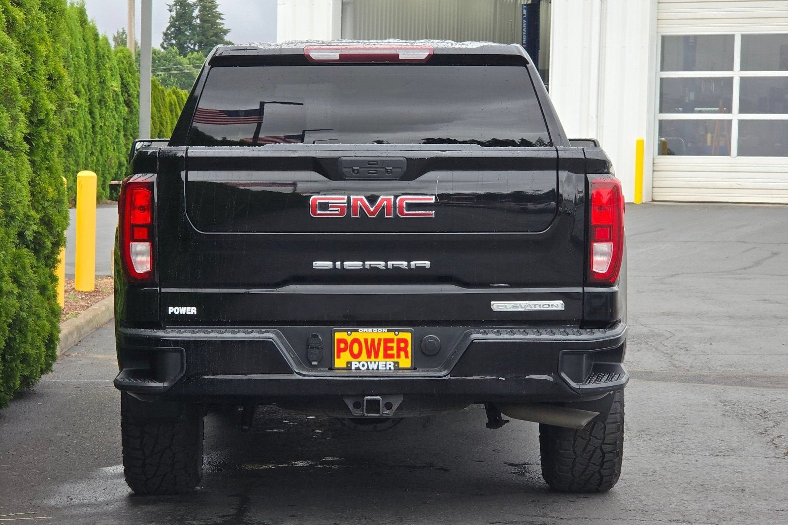 2021 GMC Sierra 1500 — detail view