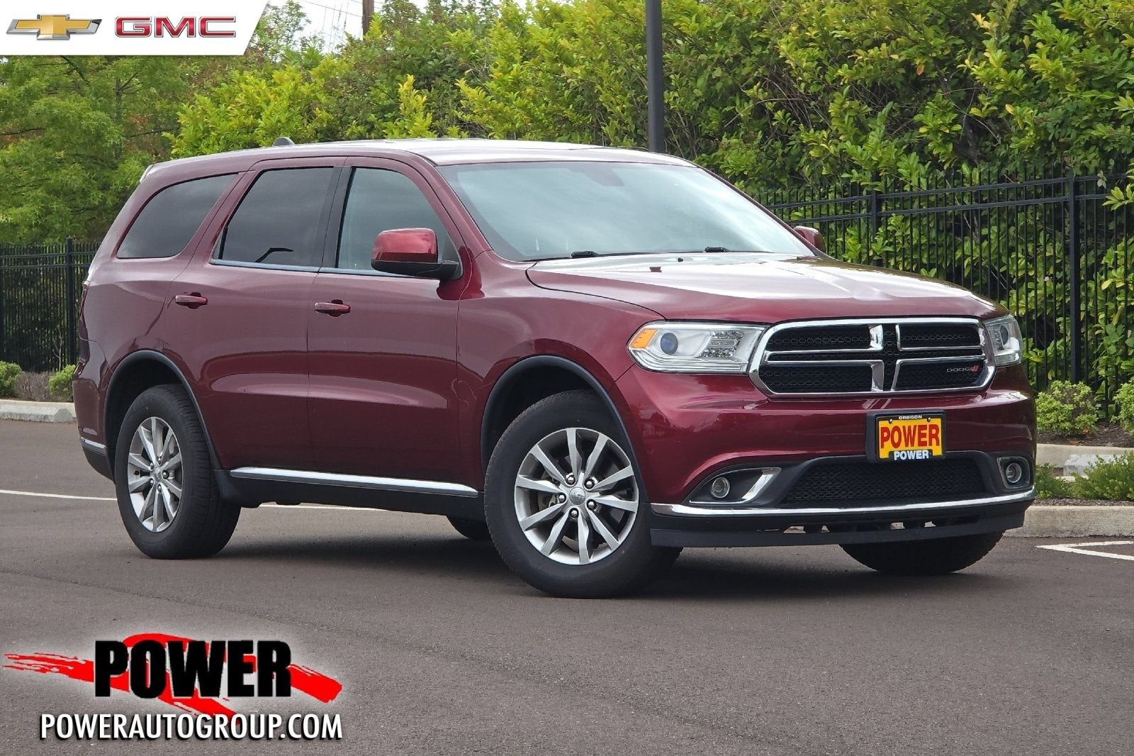 2017 Dodge Durango SXT in Octane Red Pear — front three-quarter view