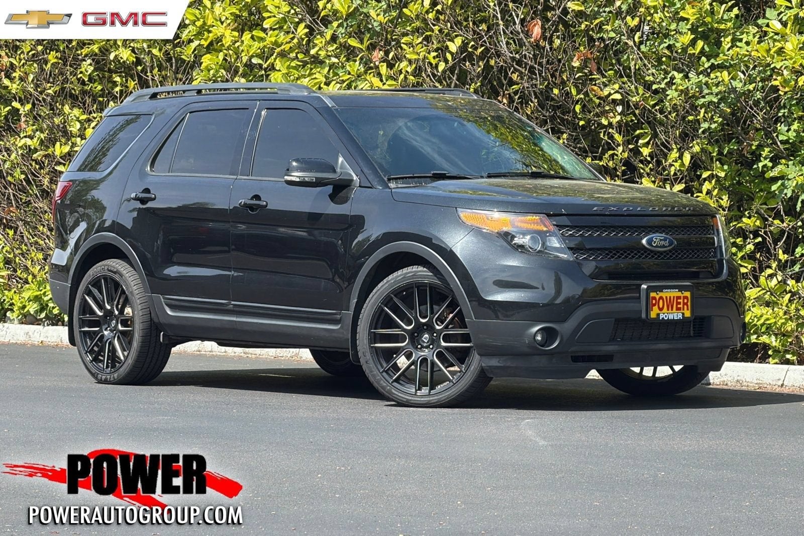 2015 Ford Explorer Sport in Black — front three-quarter view