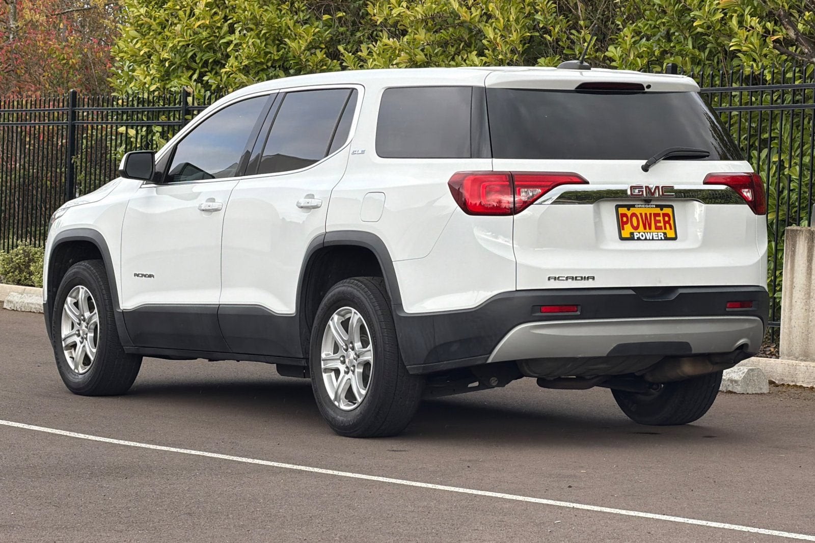 2019 GMC Acadia — interior view