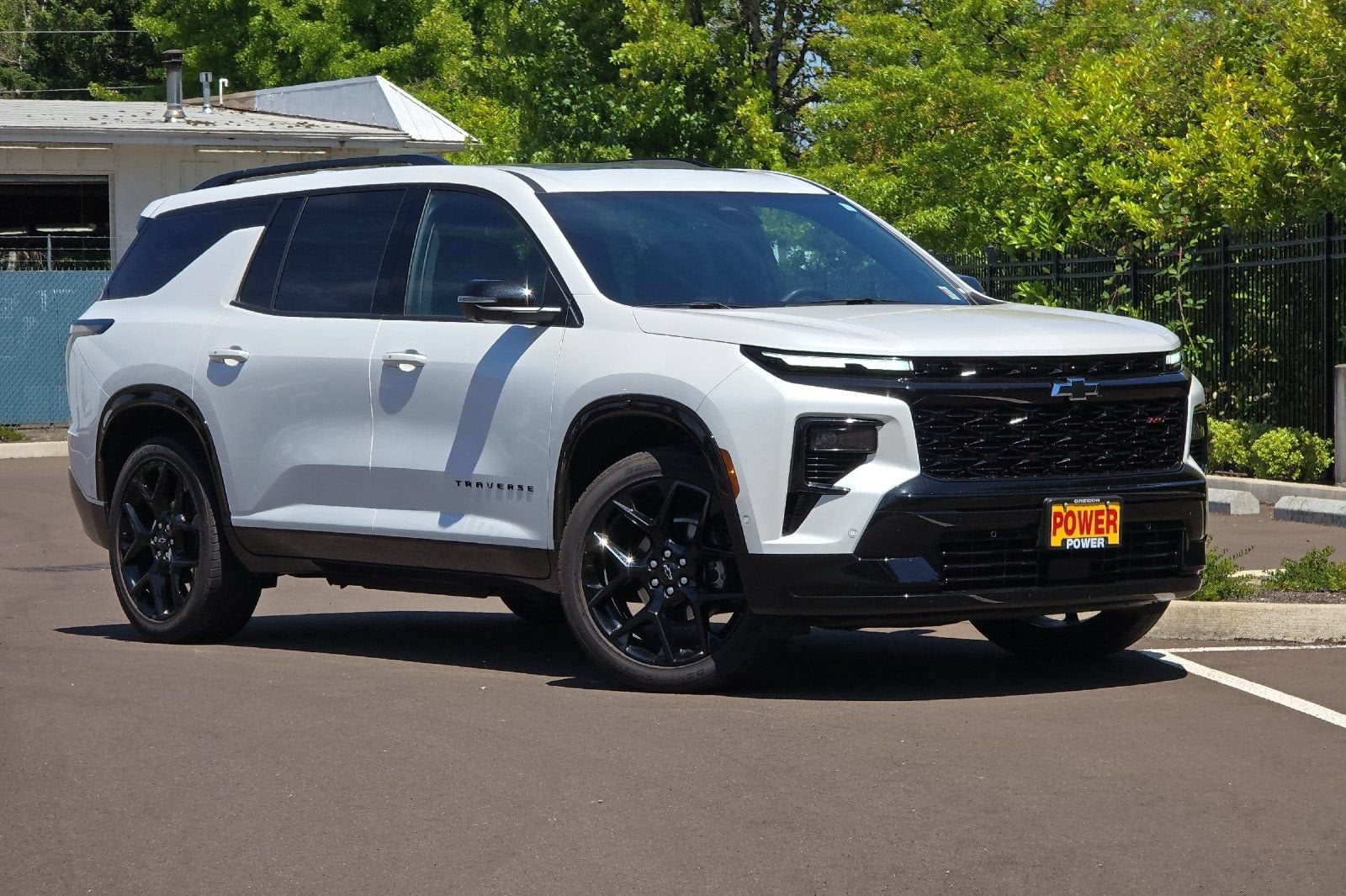 2025 Chevrolet Traverse — side profile view