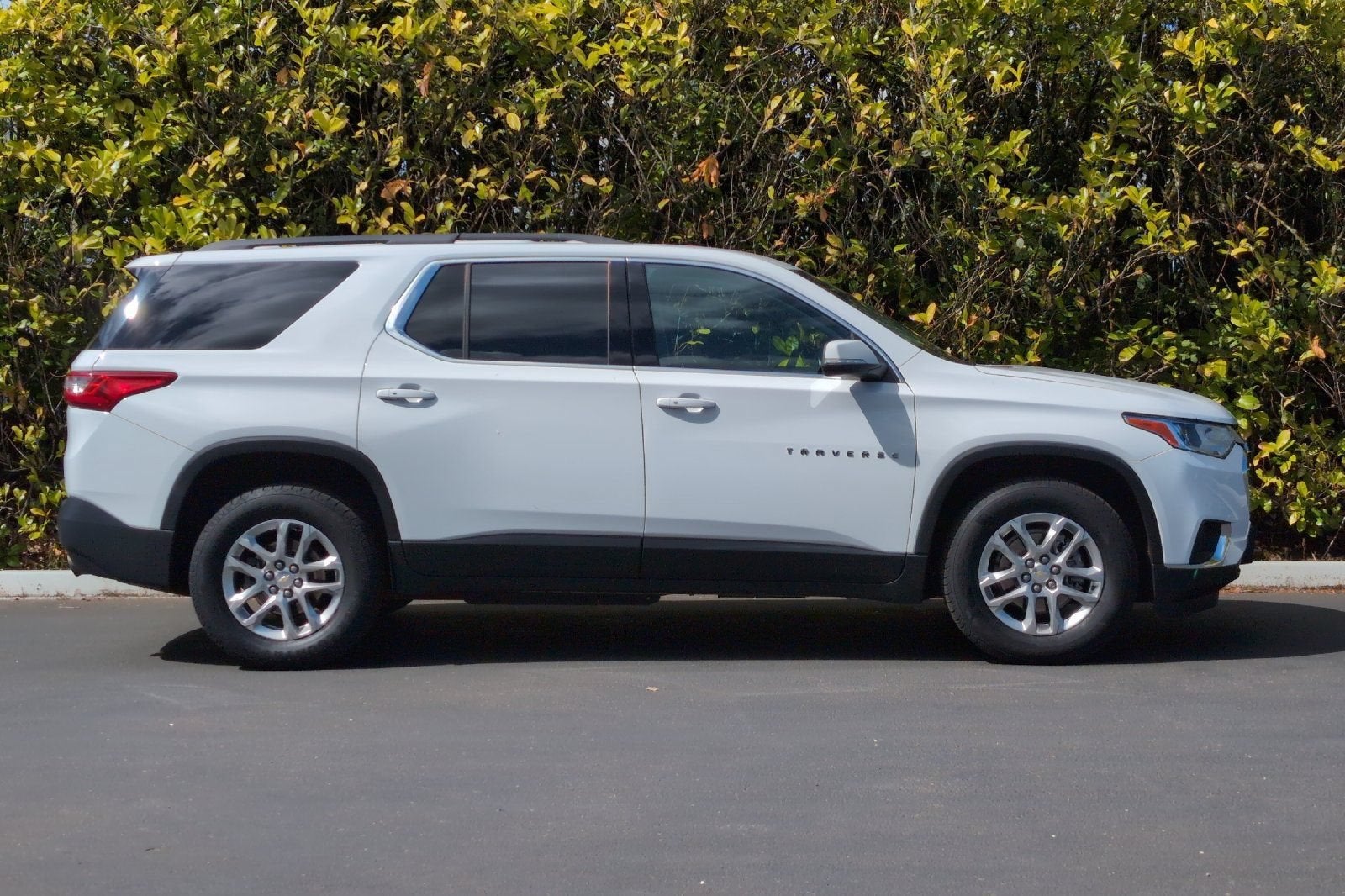 2021 Chevrolet Traverse — rear three-quarter view