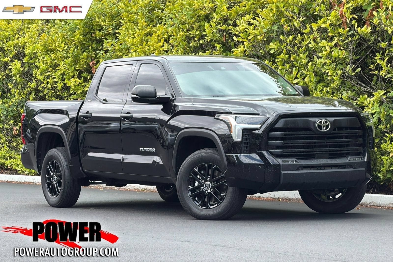 2024 Toyota Tundra 4WD SR5 in Black — front three-quarter view