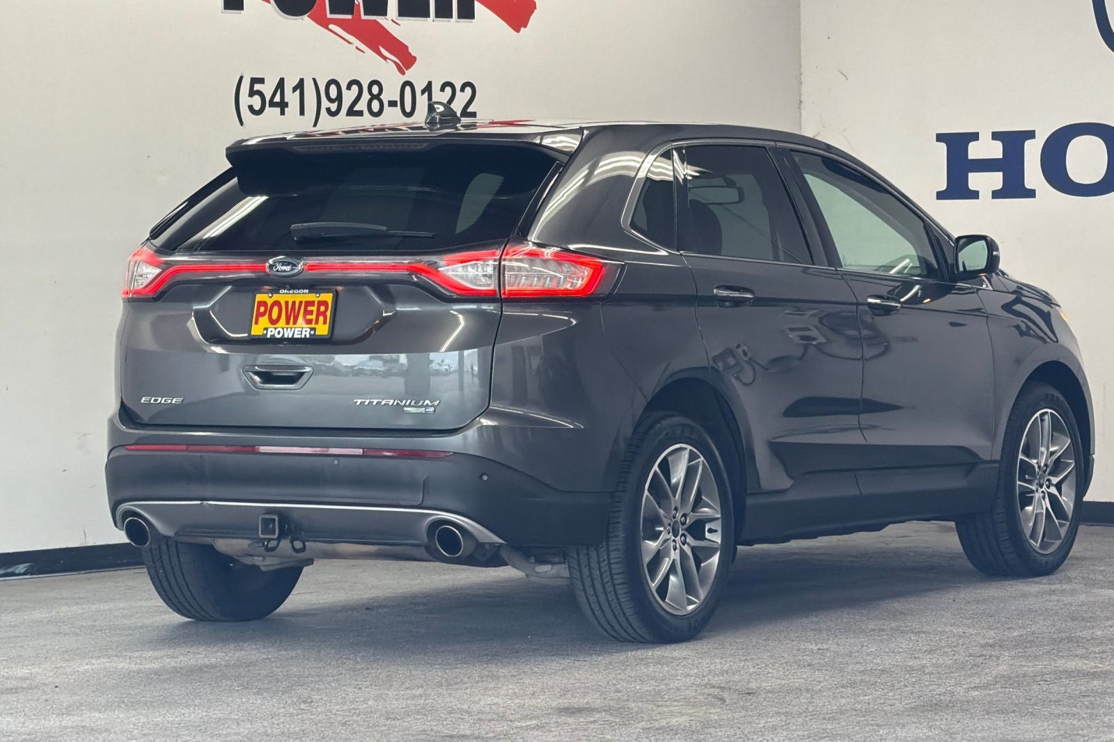 2017 Ford Edge — rear three-quarter view