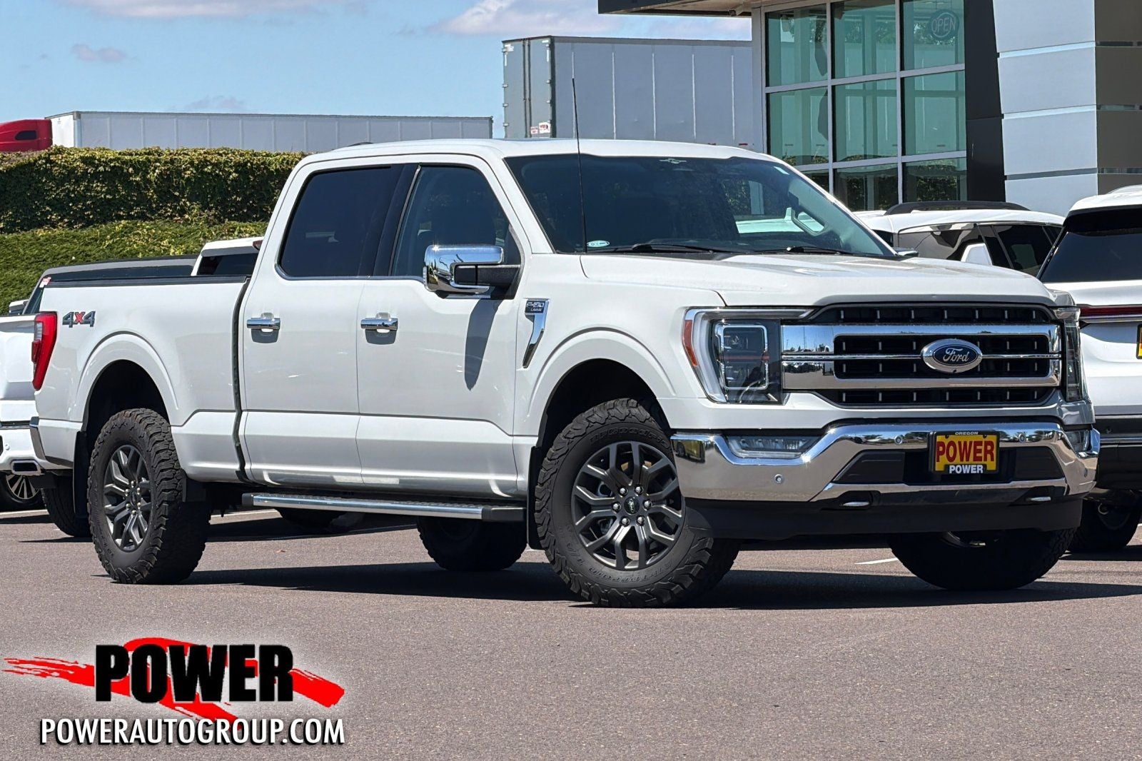 2023 Ford F-150 Lariat in Avalanche — front three-quarter view