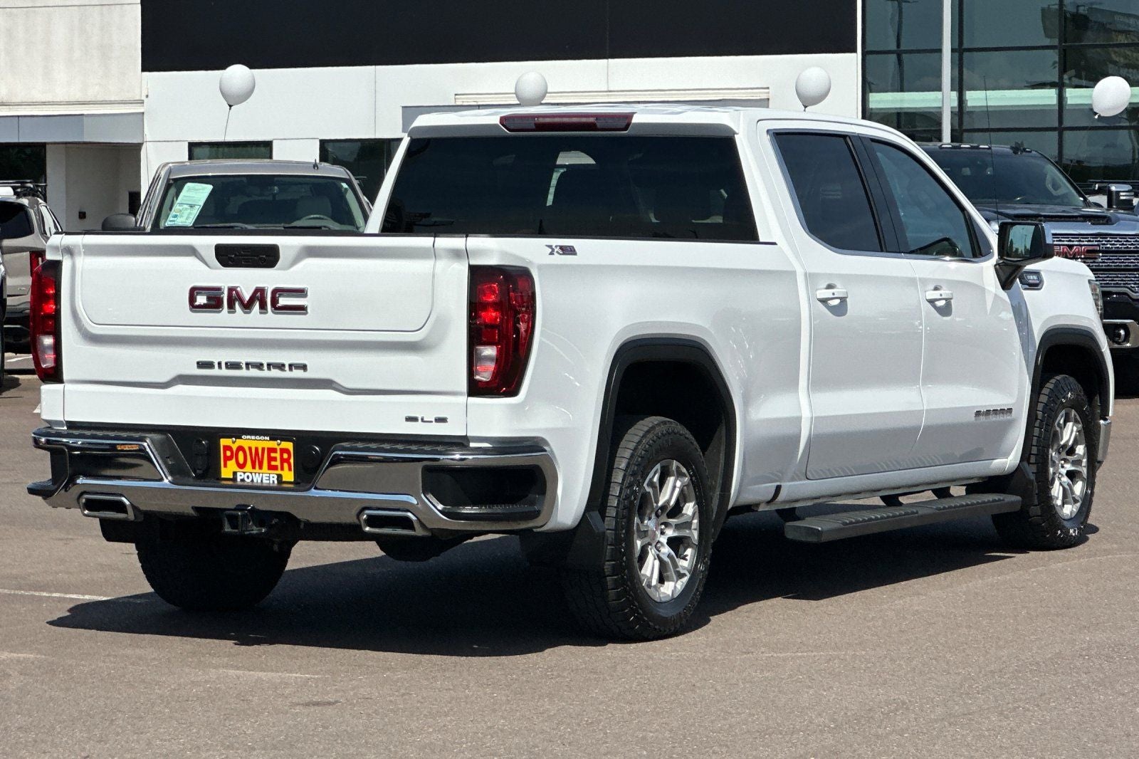2021 GMC Sierra 1500 — interior view