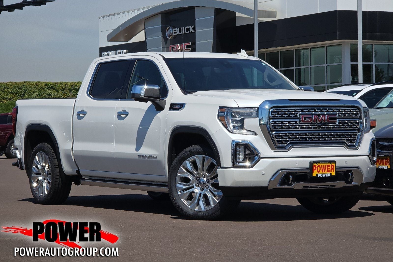 2020 GMC Sierra 1500 Denali in White Frost Tricoat — front three-quarter view