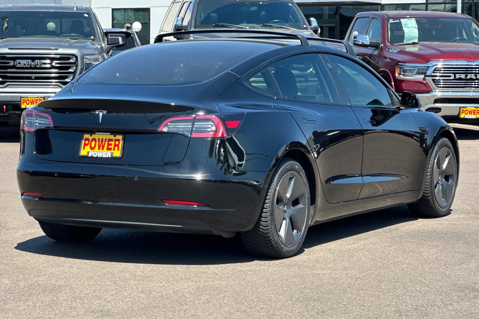 2021 Tesla Model 3 — interior view