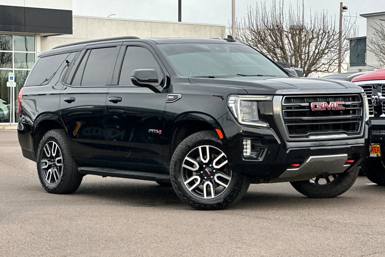 2024 GMC Yukon — side profile view