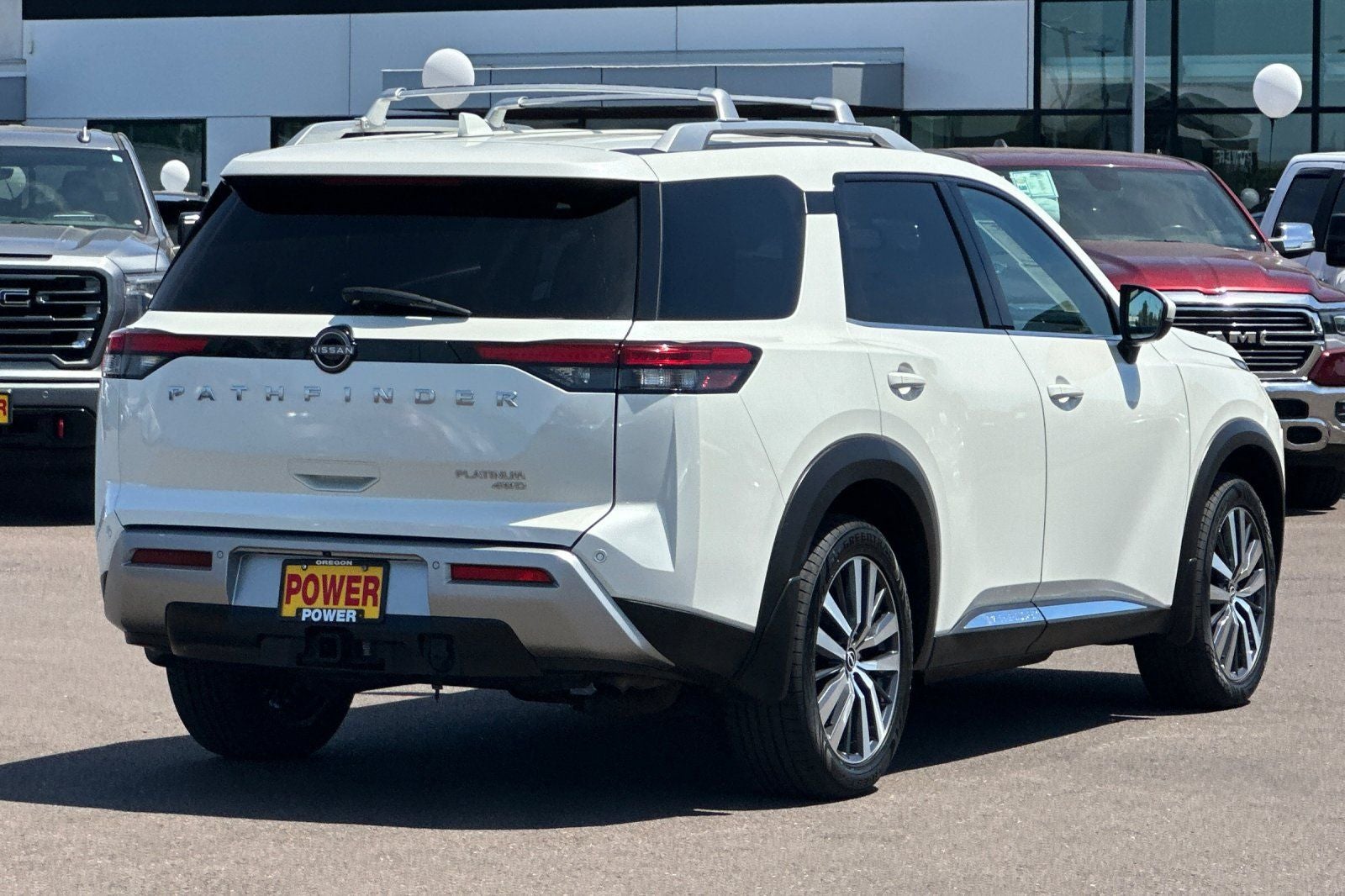 2022 Nissan Pathfinder — interior view
